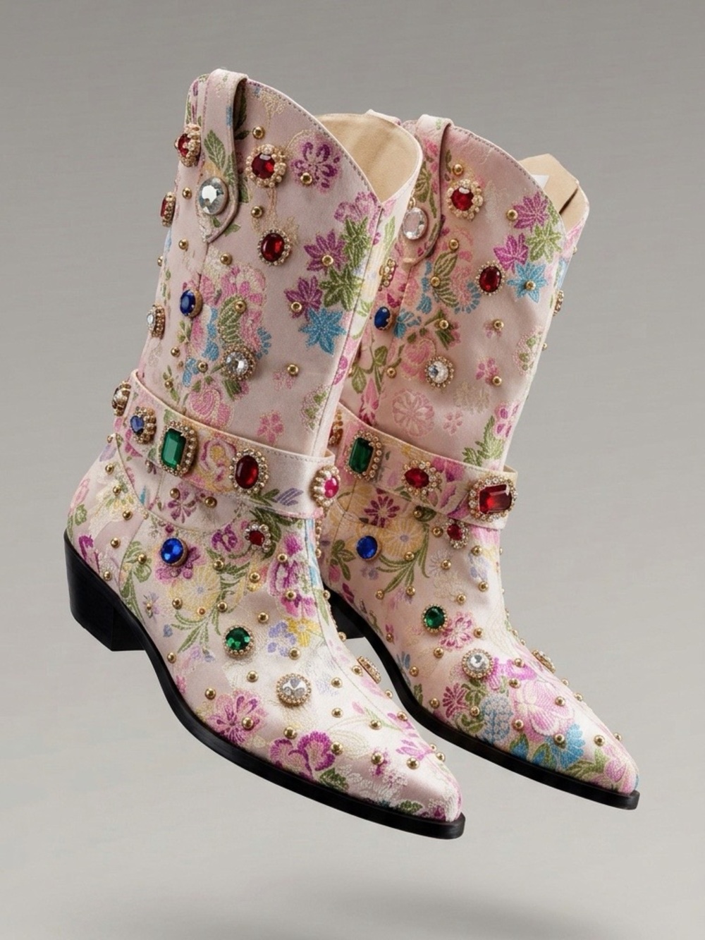 NWOT Azalea Wang Diligent Bone Embellished Western Boots Size 10